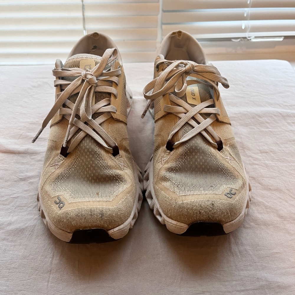 On Running Cloud X 3 women’s size‎ 7 Savannah/Frost athletic shoes